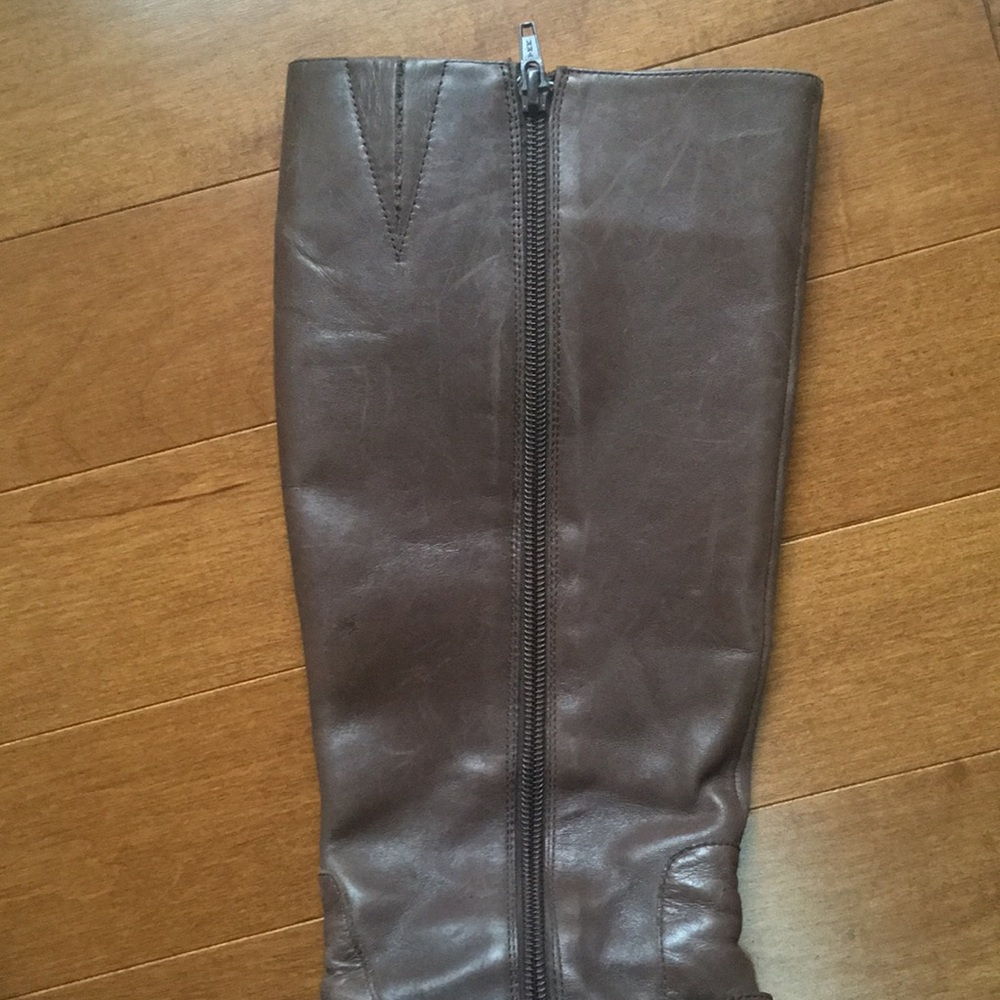 Ralph Lauren Brown Leather Tall Boot Size 7 - Picture 3 of 5